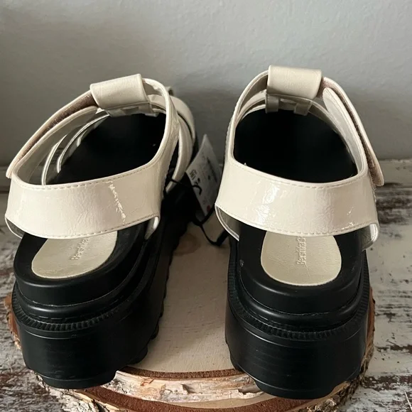 NEW Women's Y2K Lug Sole Fisherman Cage Sandals Fit As Size 9 EU 38 Bershka NWT - Picture 9 of 14